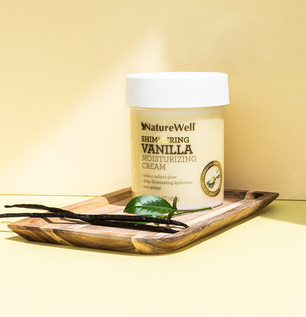 Hydrate & Glow Shimmering Vanilla Moisturizing Cream